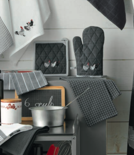 Kitchen Glove and Pot Holder